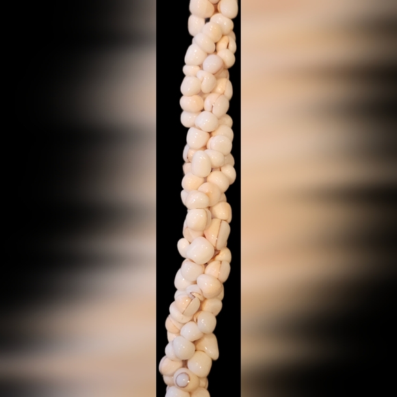 RARE Vintage Conch Shell Beaded Necklace